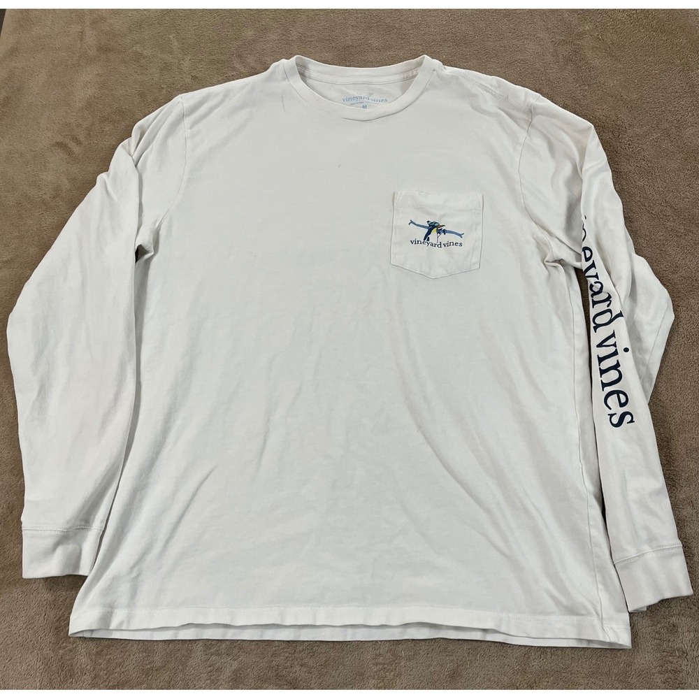 Vineyard vines Graphic Tee Mens medium, white Ski Penguin Print Long Sleeve Fair